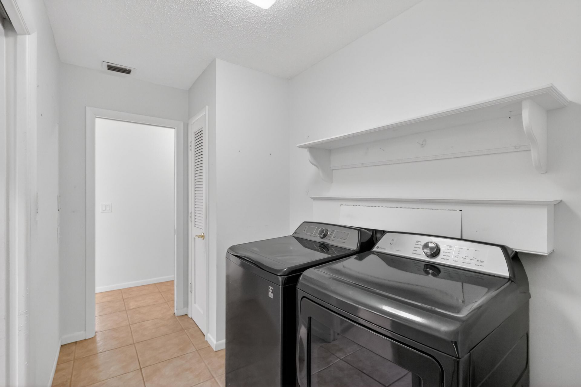 1233 NW River Terrace, Stuart, FL 34994 Photo