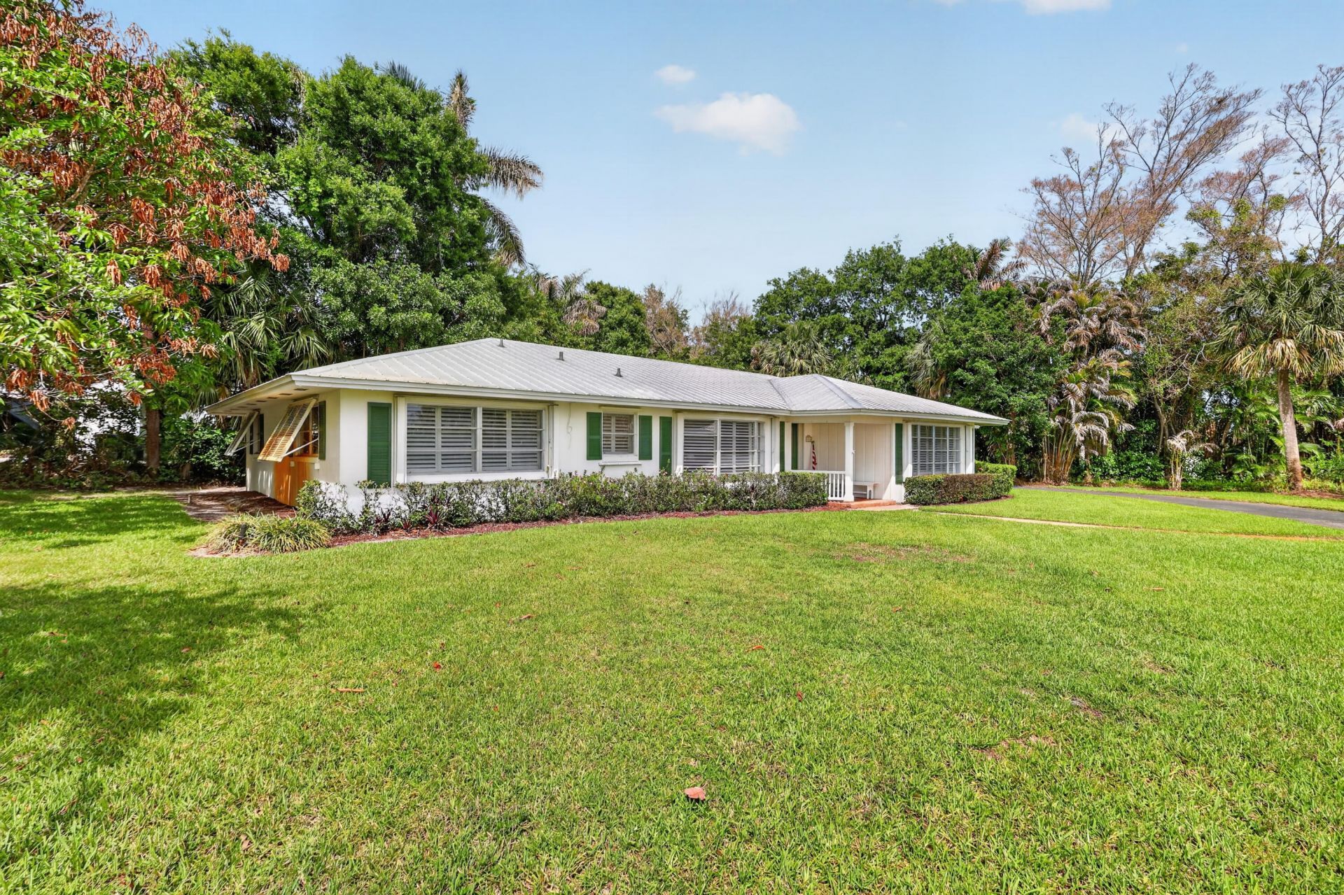 1233 NW River Terrace, Stuart, FL 34994 Photo