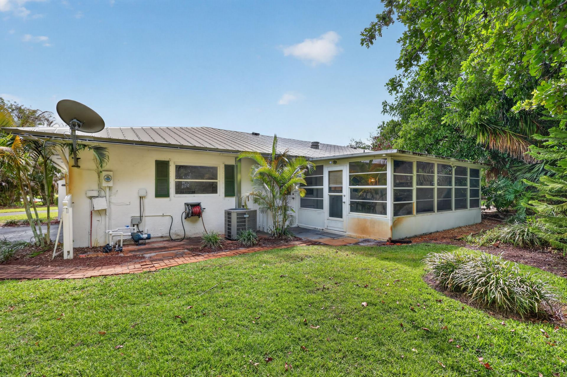 1233 NW River Terrace, Stuart, FL 34994 Photo