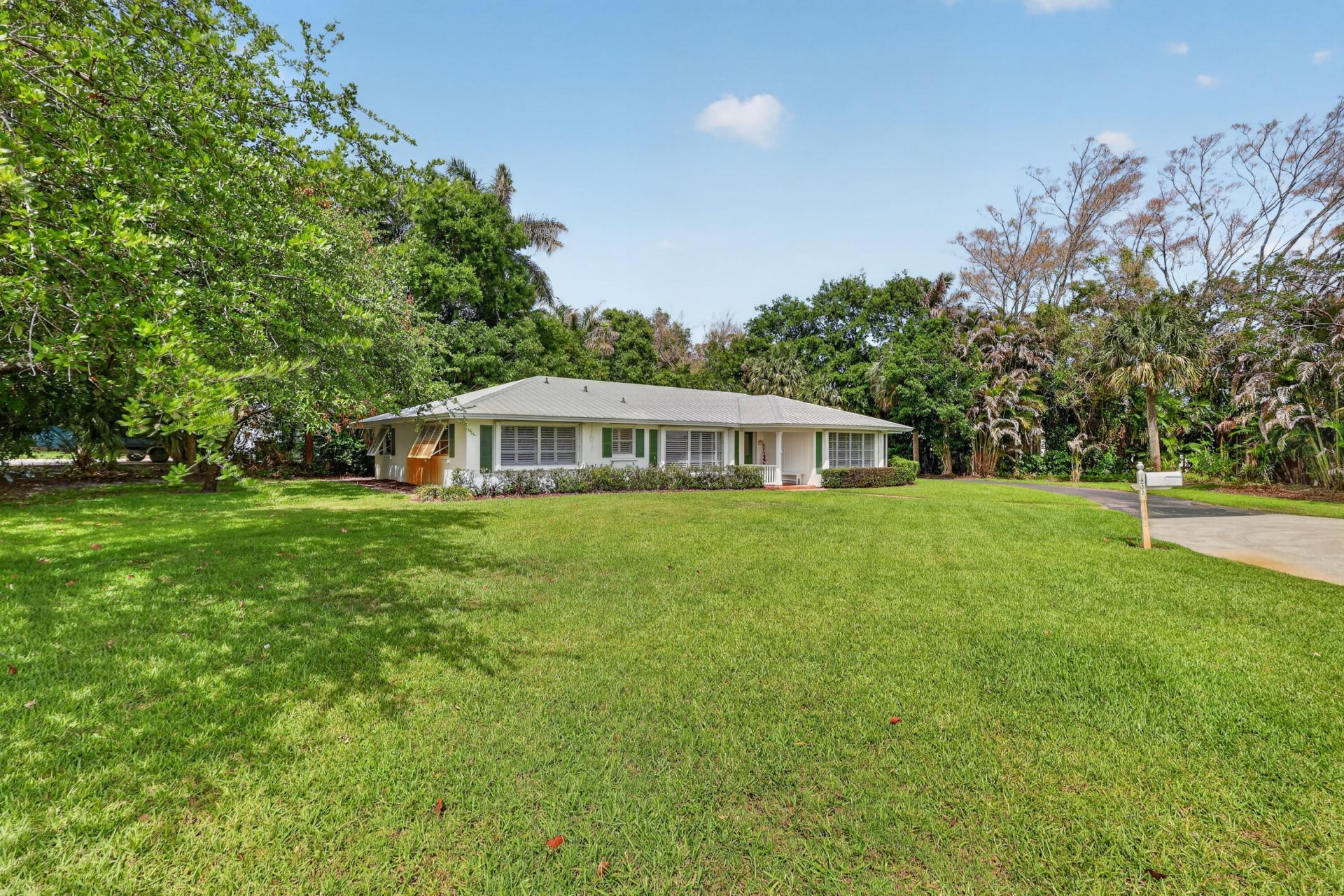 1233 NW River Terrace, Stuart, FL 34994 Photo