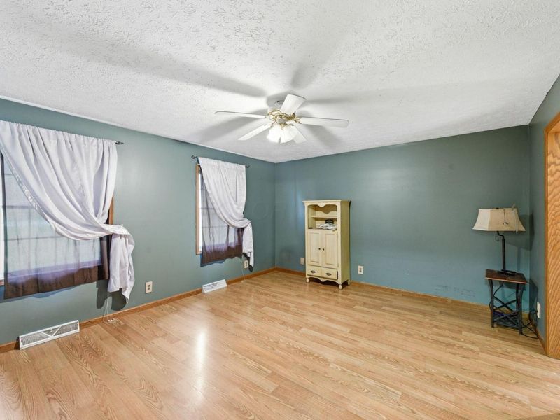 2215 Shupp Road, Bucyrus, OH 44820 Photo 13