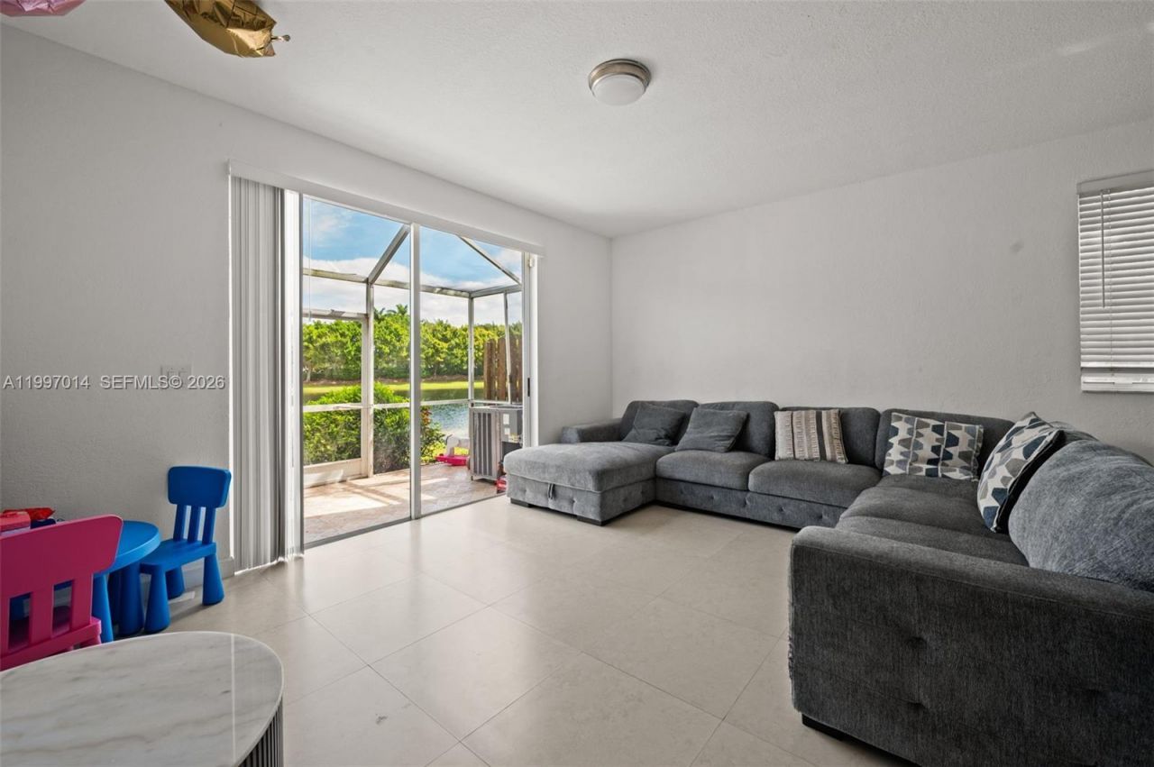 3676 San Simeon Cir, Weston, FL 33331 Photo