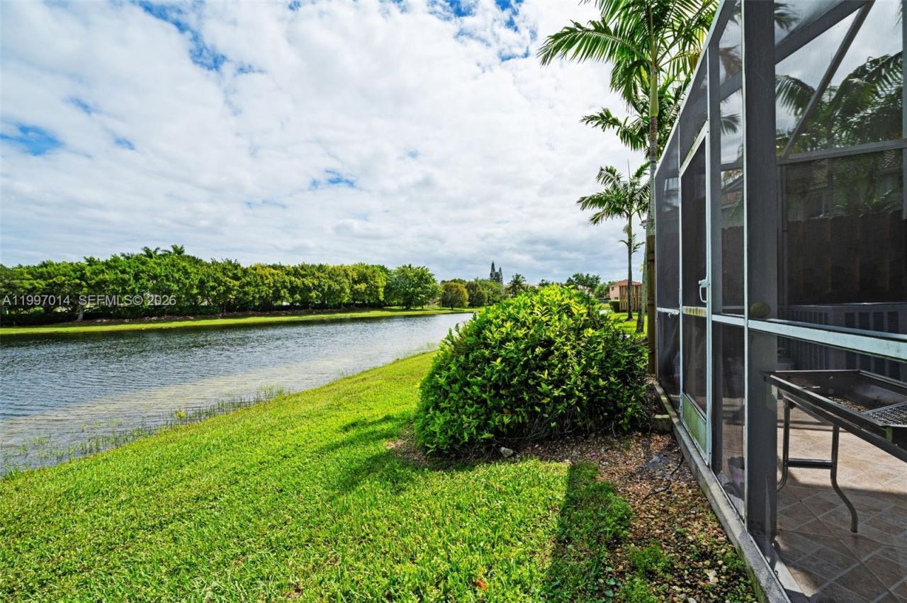 3676 San Simeon Cir, Weston, FL 33331 Photo