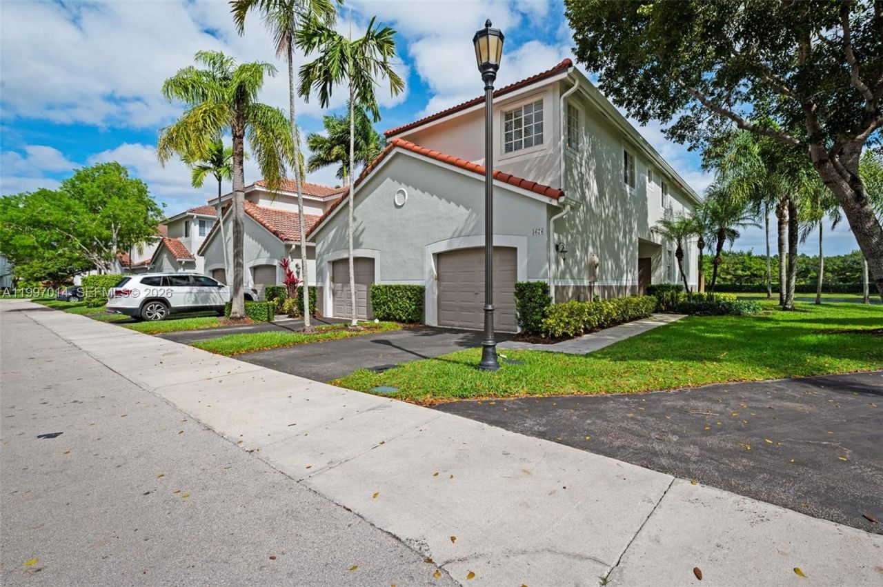 3676 San Simeon Cir, Weston, FL 33331 Photo