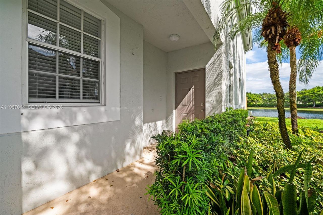 3676 San Simeon Cir, Weston, FL 33331 Photo