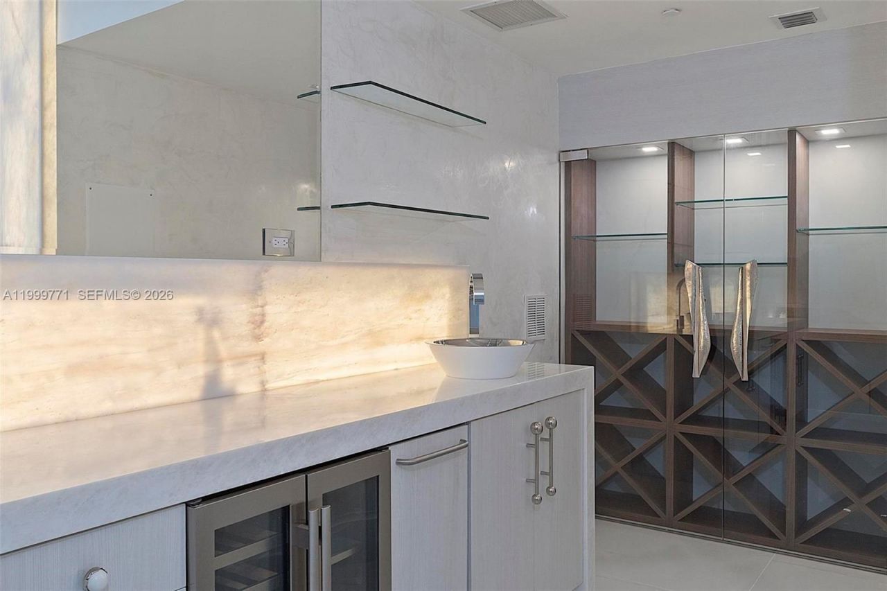 701 N Fort Lauderdale Beach Blvd, Unit TH3, Fort Lauderdale, FL 33304 Photo