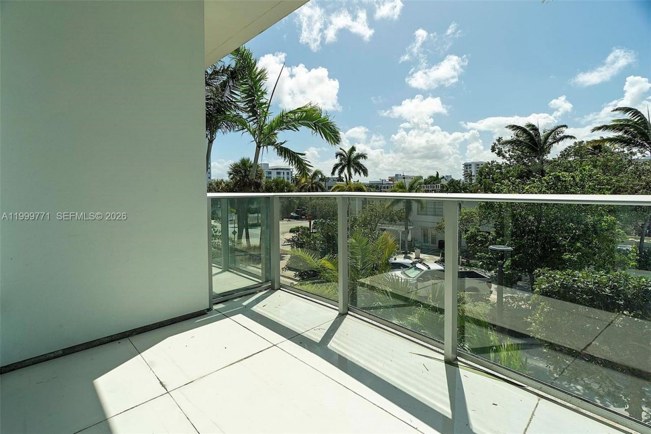 701 N Fort Lauderdale Beach Blvd, Unit TH3, Fort Lauderdale, FL 33304 Photo