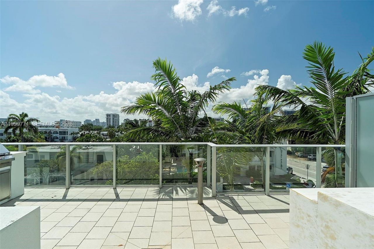 701 N Fort Lauderdale Beach Blvd, Unit TH3, Fort Lauderdale, FL 33304 Photo