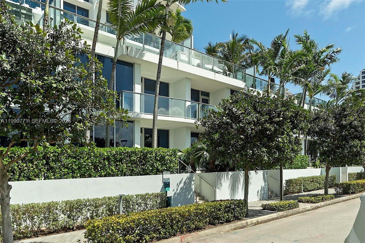 701 N Fort Lauderdale Beach Blvd, Unit TH3, Fort Lauderdale, FL 33304 Photo