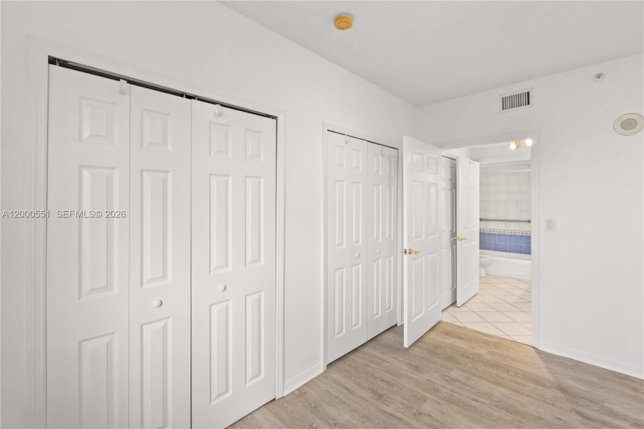 3500 Coral Way, Unit 1112, Miami, FL 33145 Photo