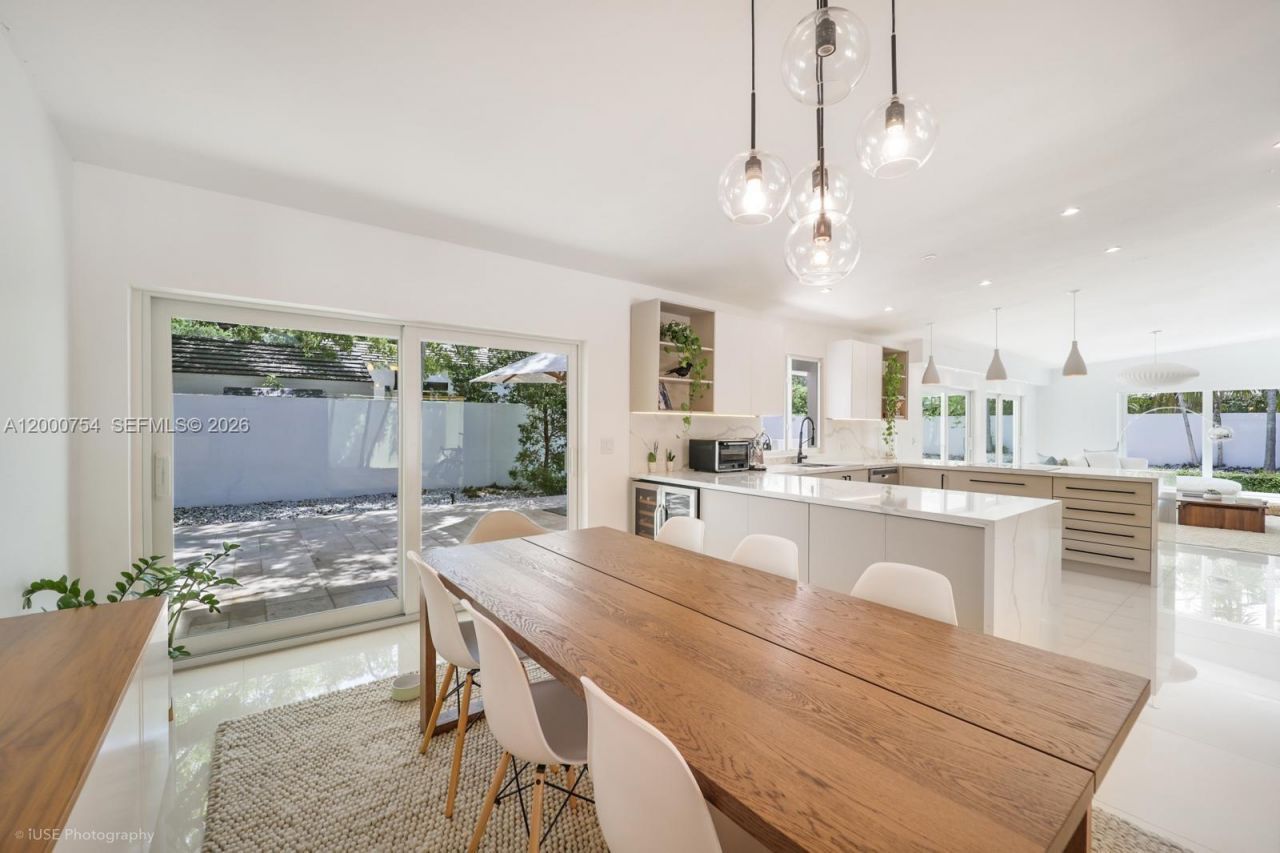 1641 Tigertail Ave, Unit N/A, Miami, FL 33133 Photo