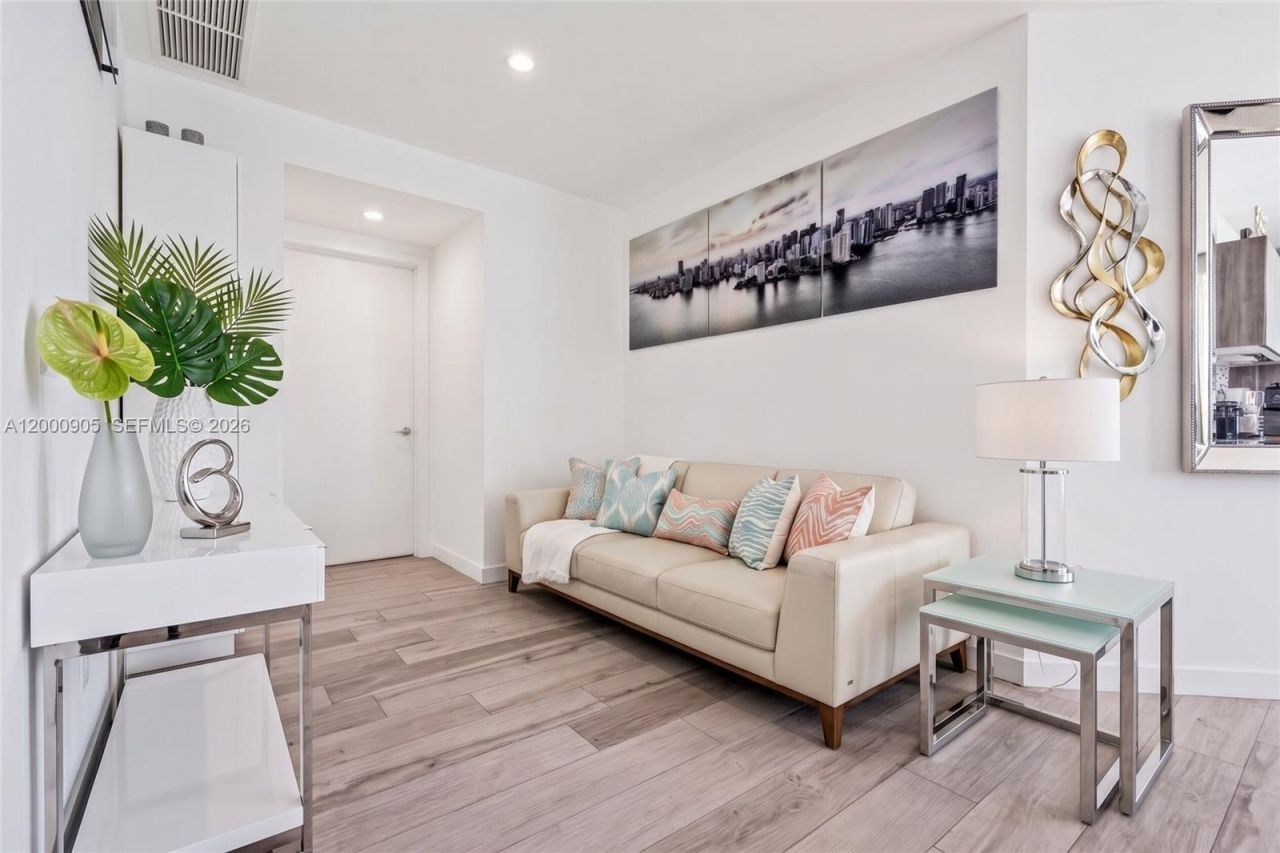 480 NE 31st St, Unit 1501, Miami, FL 33137 Photo