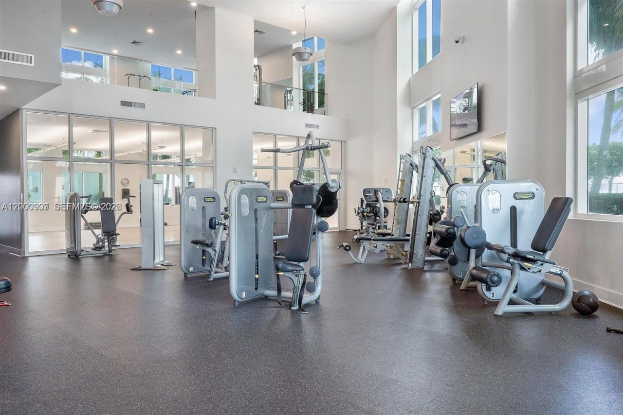 1900 N Bayshore Dr, Unit 3311, Miami, FL 33132 Photo