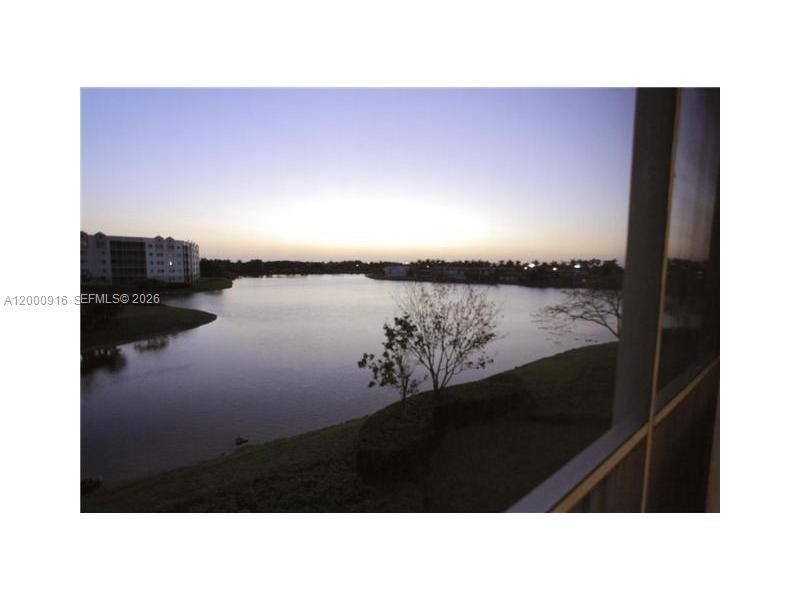 10730 NW 66 St, Unit 303, Miami, FL 33178 Photo