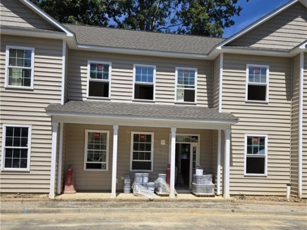 203 Patriots Village Court, West Point, VA 23181