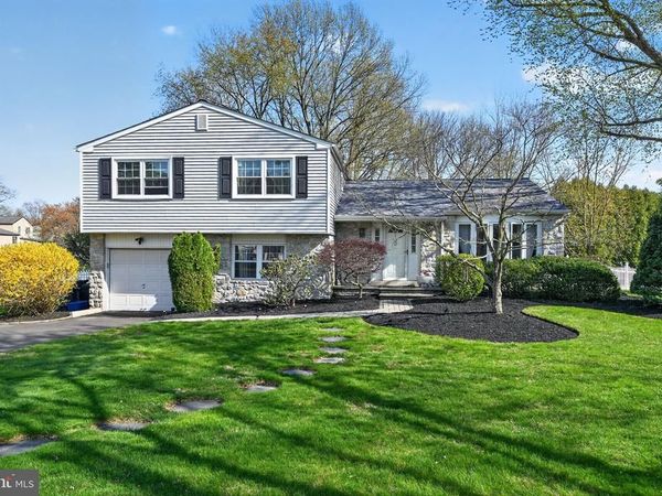 100 MICHAEL ROAD, SOUTHAMPTON, PA 18966