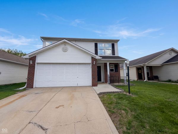 659 Day Break Drive, Greenwood, IN 46143