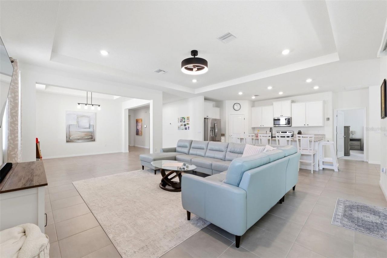 3787 Autumn Amber Drive, Spring Hill, FL 34609 Photo