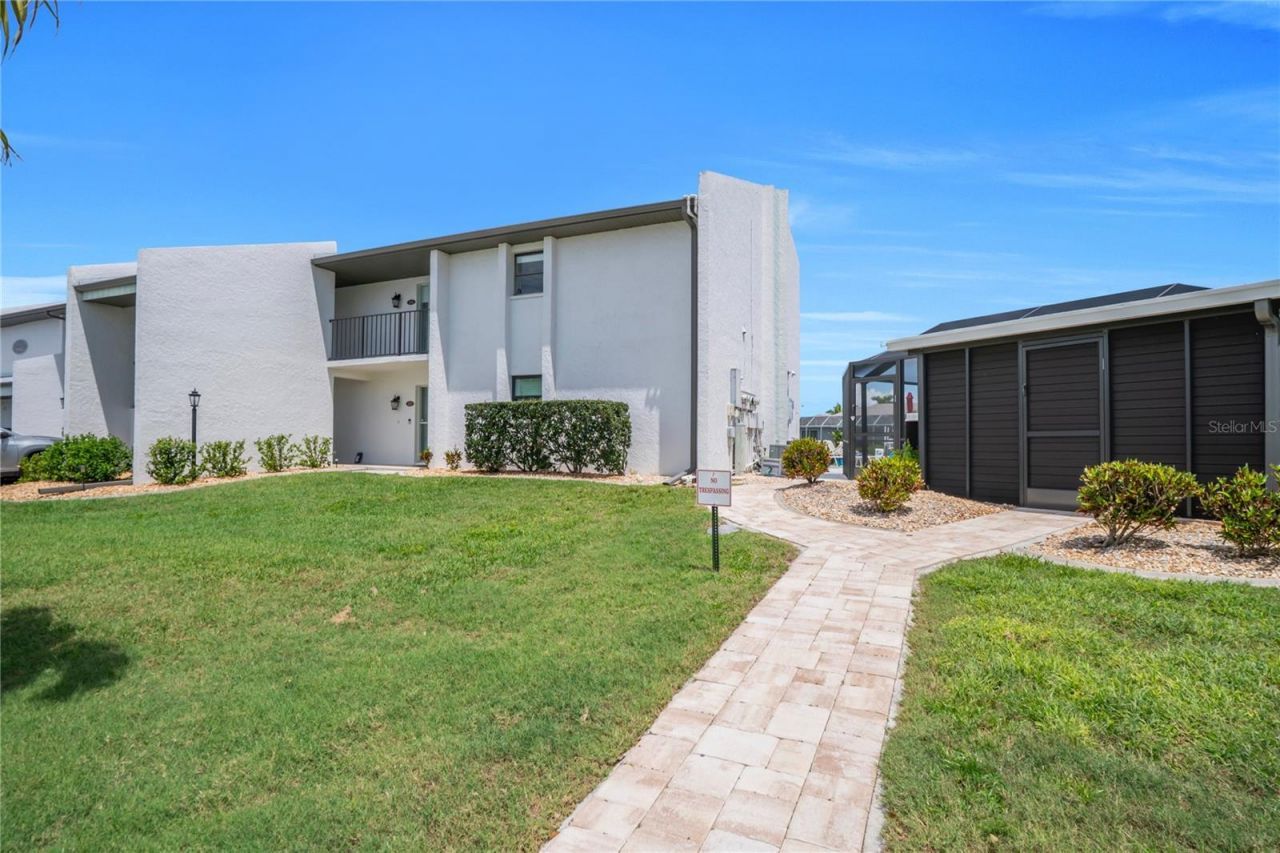 1318 Wesley Drive, Unit 124B, Punta Gorda, FL 33950 Photo