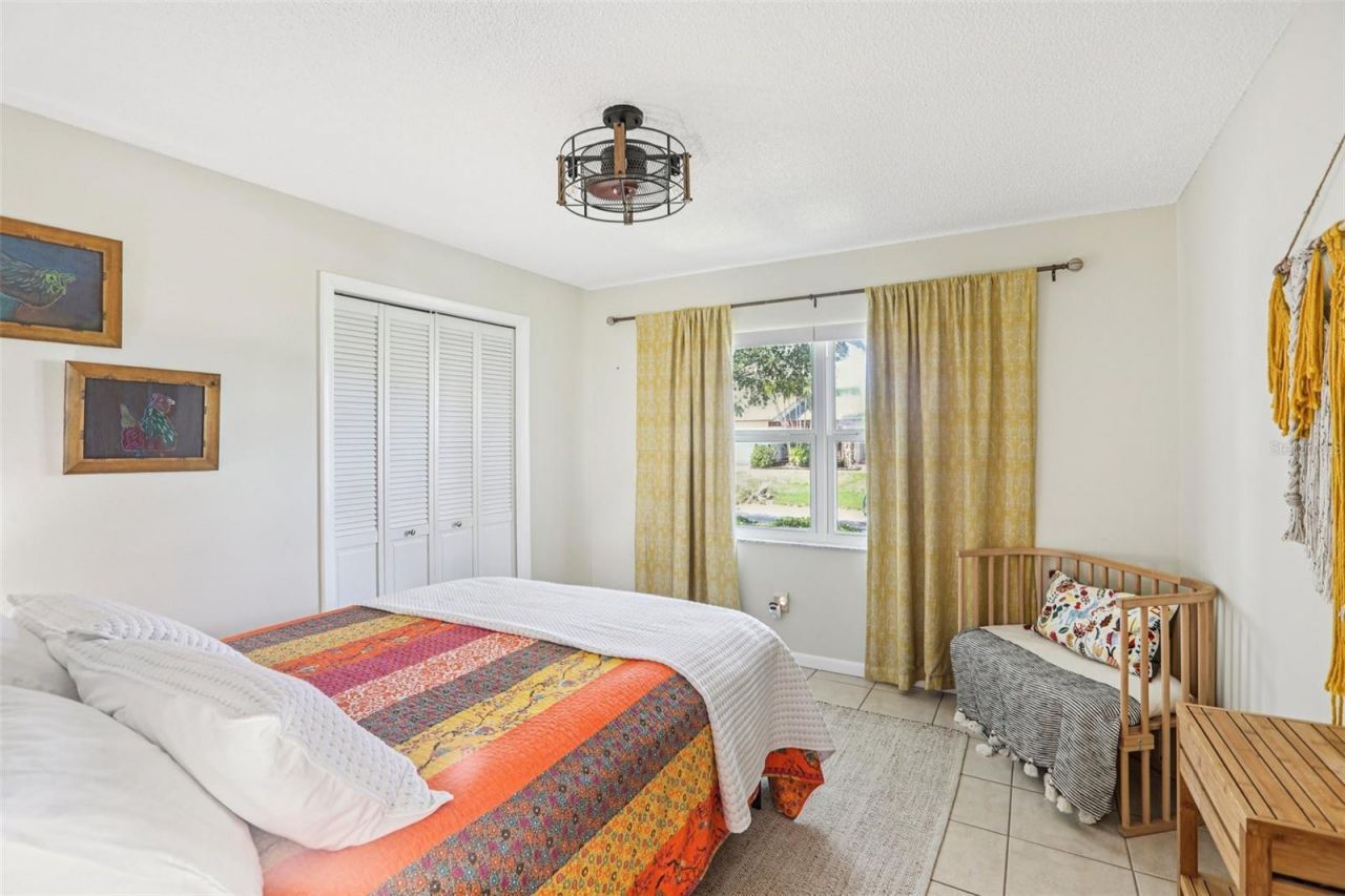 8083 Bayhaven Drive, Seminole, FL 33776 Photo