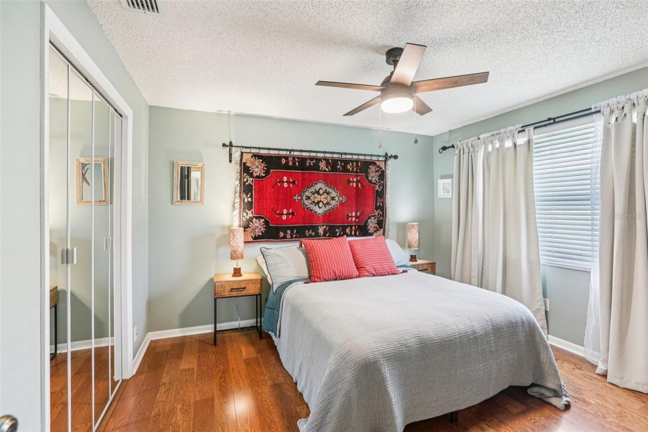 8083 Bayhaven Drive, Seminole, FL 33776 Photo