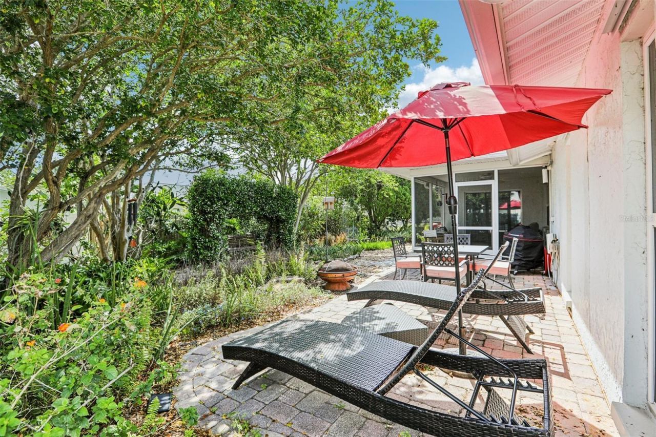 8083 Bayhaven Drive, Seminole, FL 33776 Photo