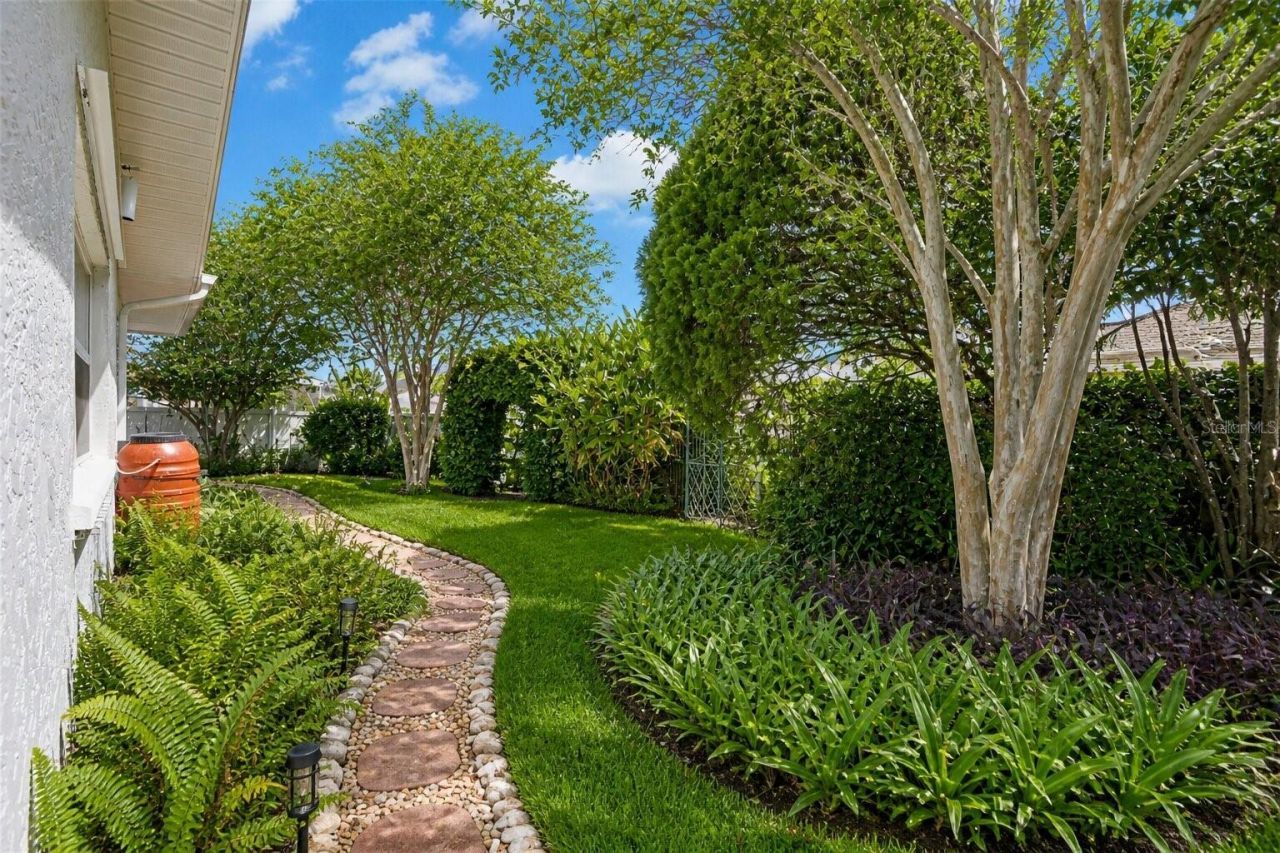 8083 Bayhaven Drive, Seminole, FL 33776 Photo