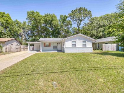 4516 E Montclair Rd Pensacola, FL 32505