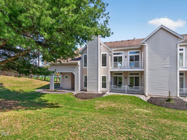 321 Diamond Rock Circle, Troy, NY 12182