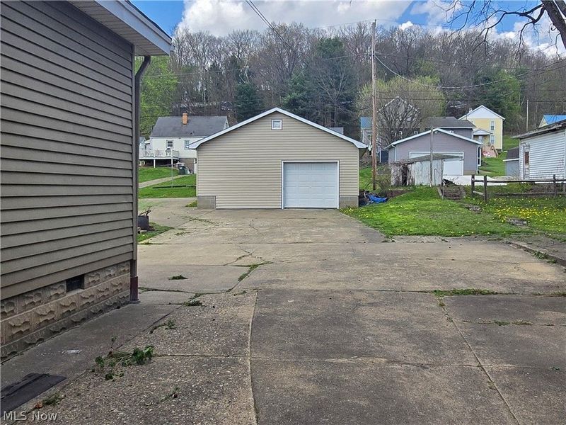 1720 Chestnut Street, Coshocton, OH 43812 Photo 22