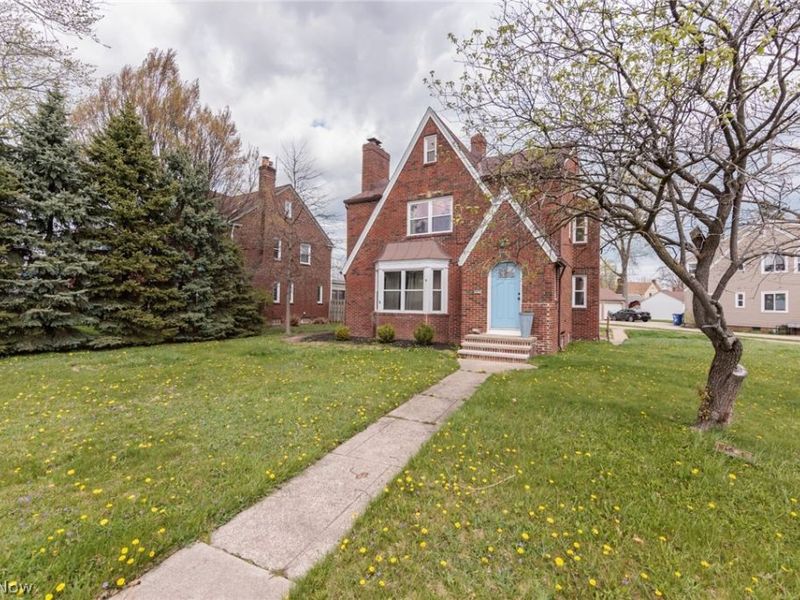 3155 Rocky River Drive, Cleveland, OH 44111 Photo 2