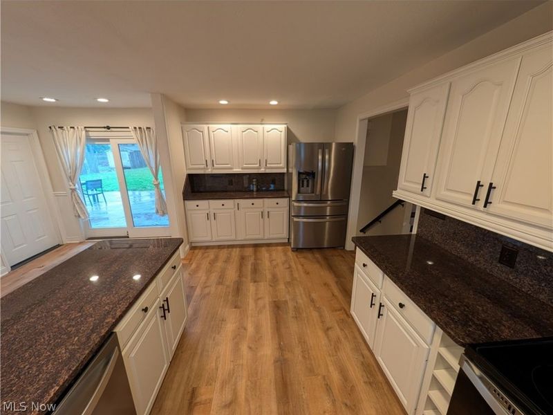 8645 Courtland Drive, Strongsville, OH 44149 Photo 3