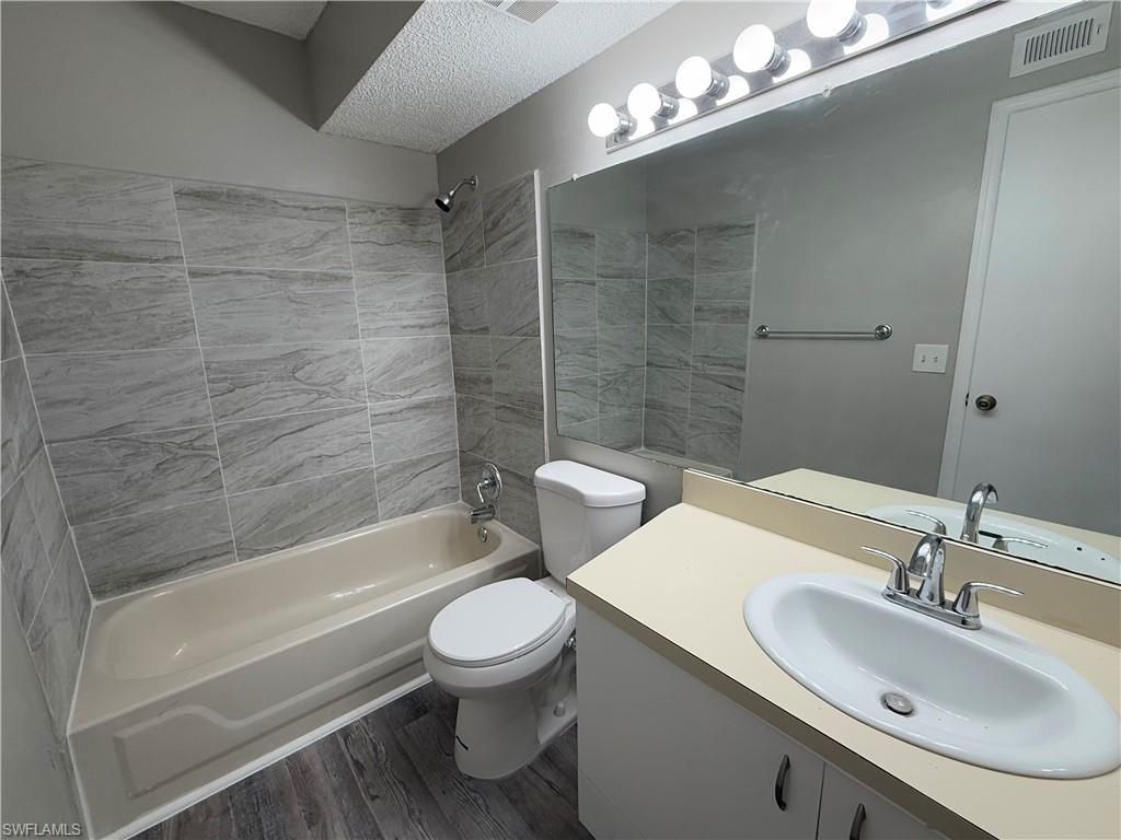 13521 Eagle Ridge Dr, Unit 133, Fort Myers, FL 33912 Photo