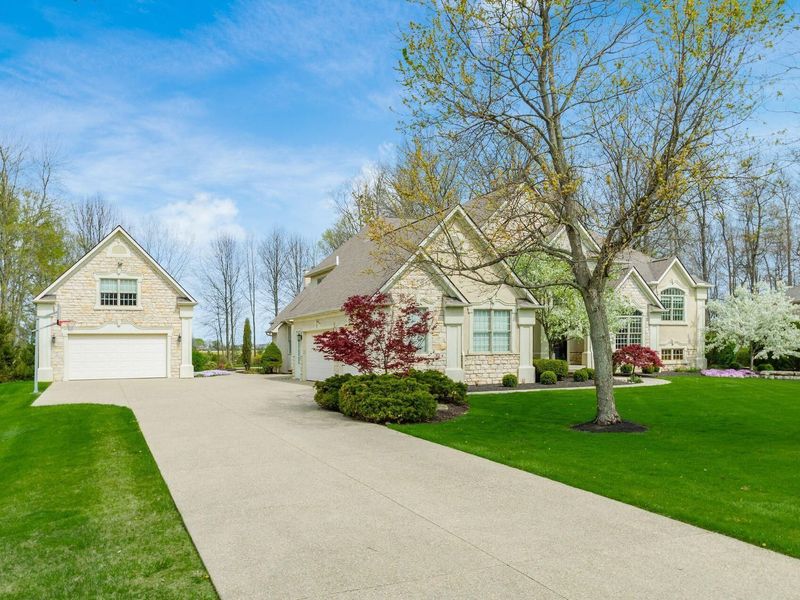 6718 Cosimo Lane, Pickerington, OH 43147 Photo 2