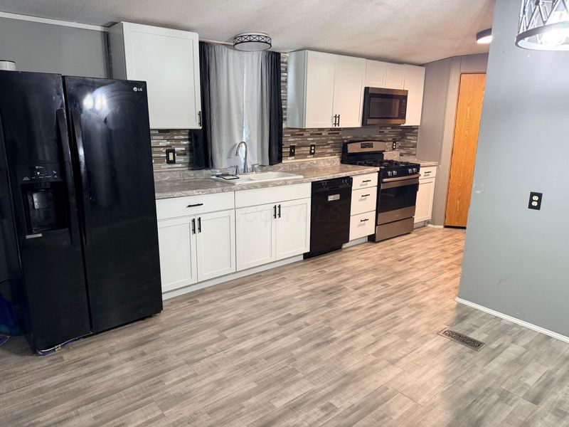 2445 Columbus-Lancaster Road NW, Unit 315, Lancaster, OH 43130 Photo 4