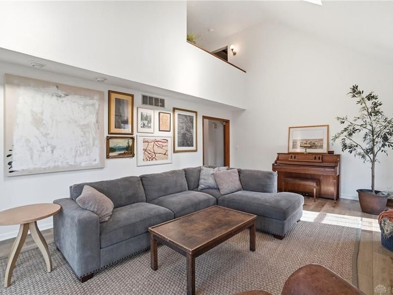 2734 Cricket Woods Drive, Butler Township, OH 45414 Photo 15