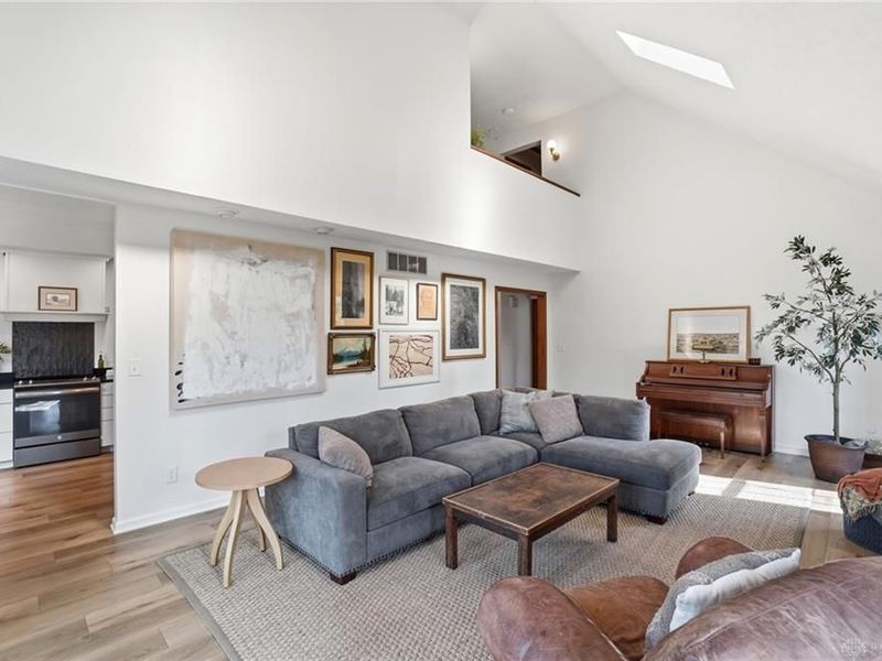 2734 Cricket Woods Drive, Butler Township, OH 45414 Photo 18