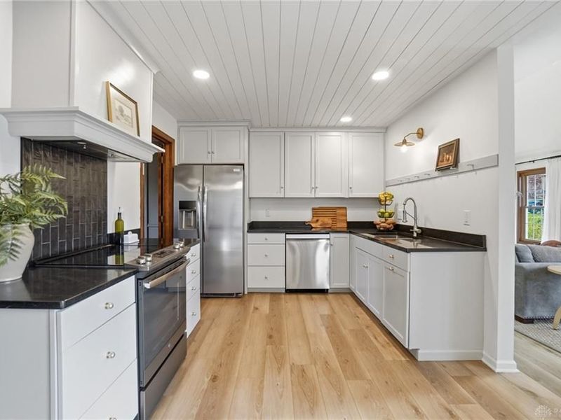 2734 Cricket Woods Drive, Butler Township, OH 45414 Photo 29