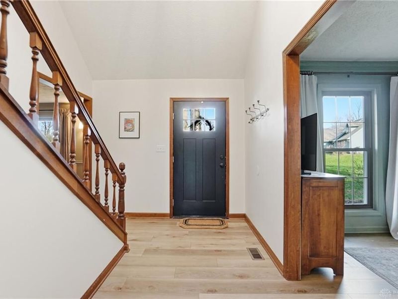 2734 Cricket Woods Drive, Butler Township, OH 45414 Photo 8