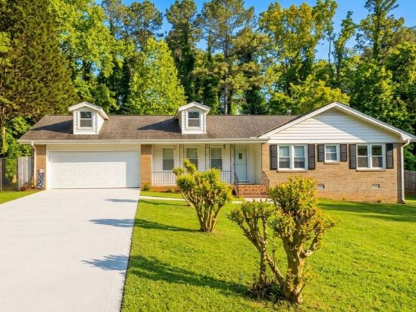 2866 Manor Court, Snellville, GA 30078