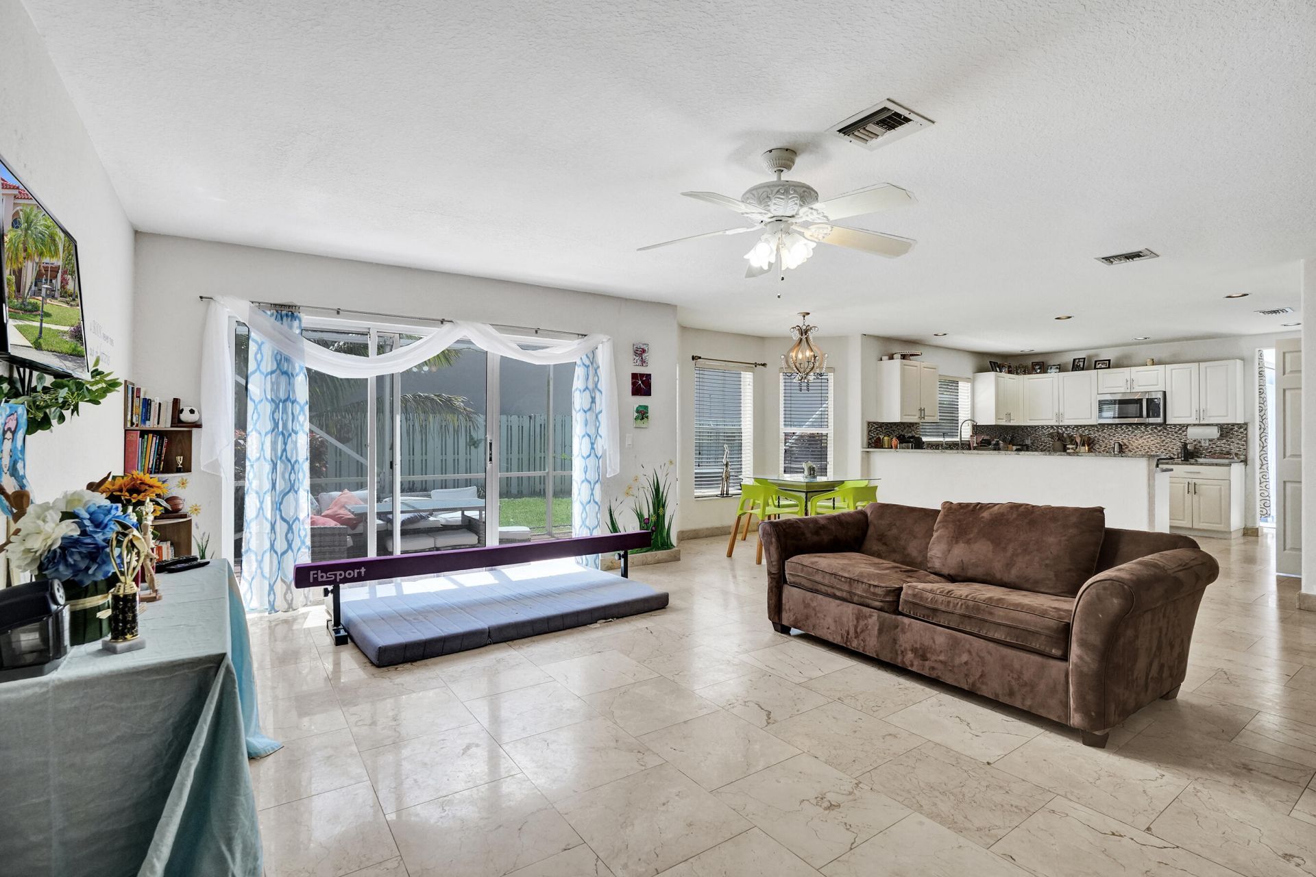 17994 SW 35th Street, Miramar, FL 33029 Photo