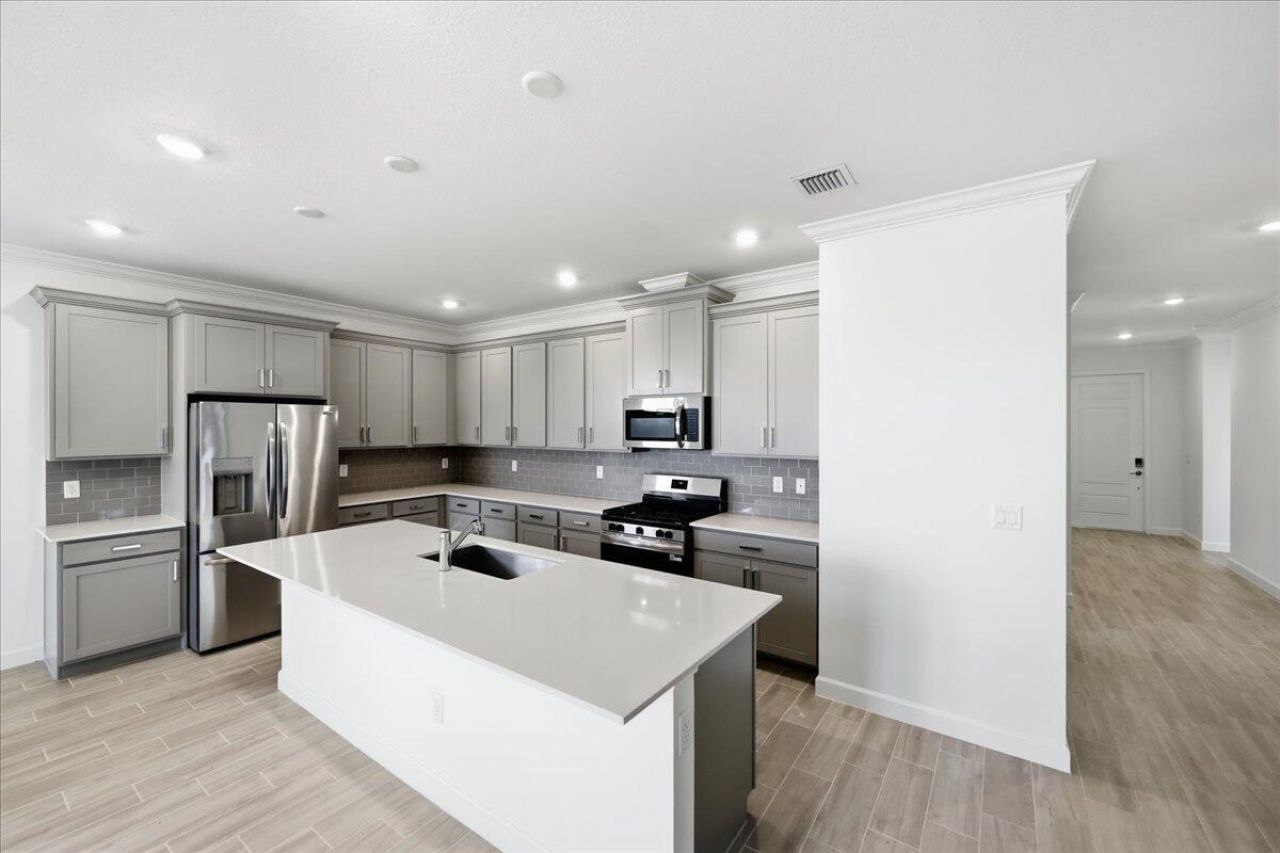 6923 NW Kestrel Lane, Port Saint Lucie, FL 34987 Photo