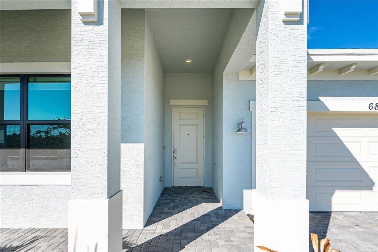 6923 NW Kestrel Lane, Port Saint Lucie, FL 34987 Photo