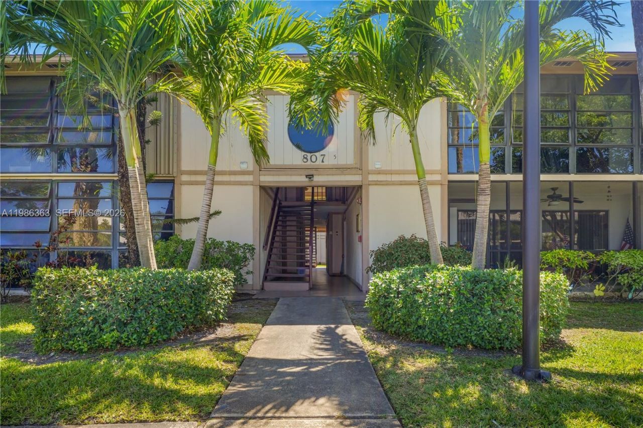 Please Call For Address, Unit 204-5, Miami, FL 33179 Photo