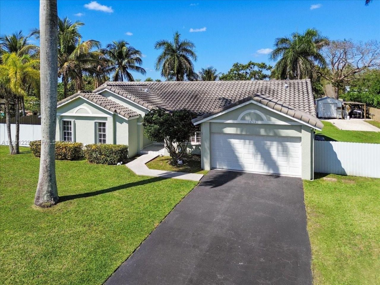 1650 NW 14th Ter, Homestead, FL 33030 Photo