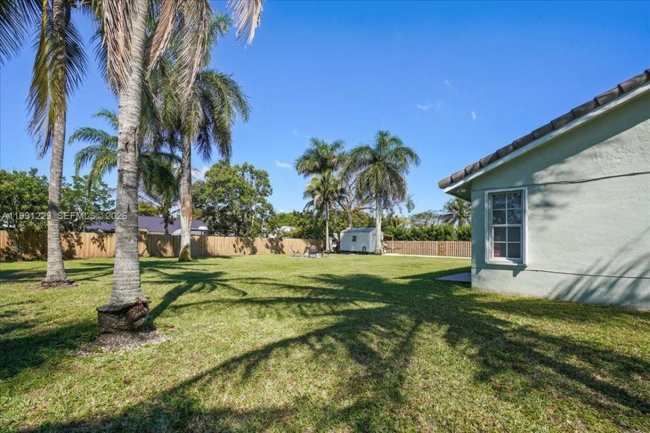 1650 NW 14th Ter, Homestead, FL 33030 Photo