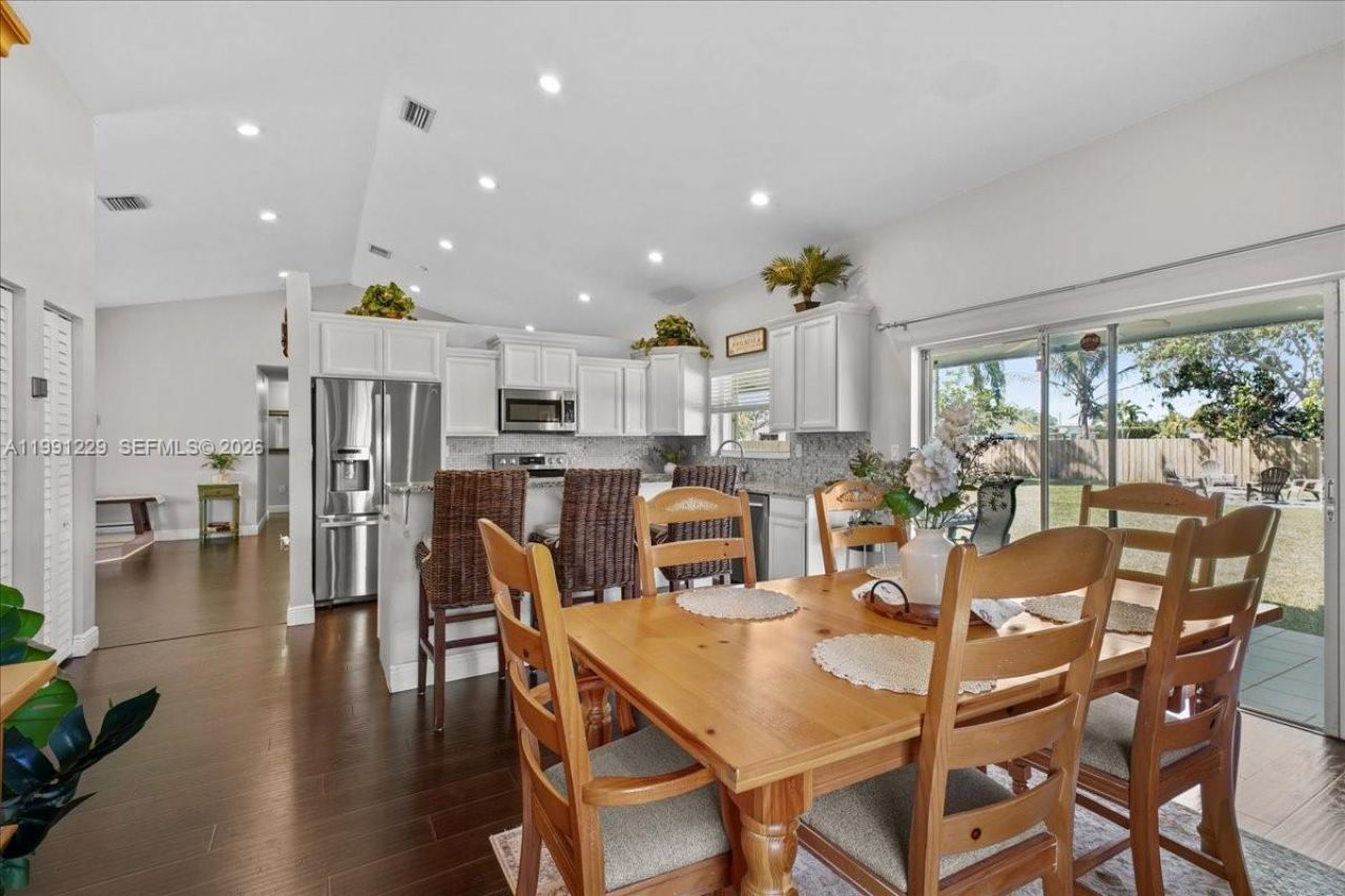 1650 NW 14th Ter, Homestead, FL 33030 Photo