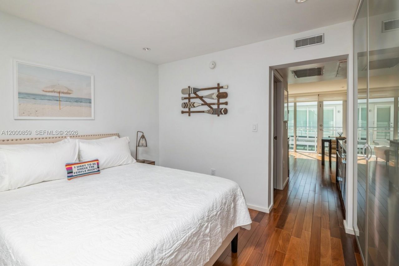 1601 West Ave, Unit 208, Miami Beach, FL 33139 Photo