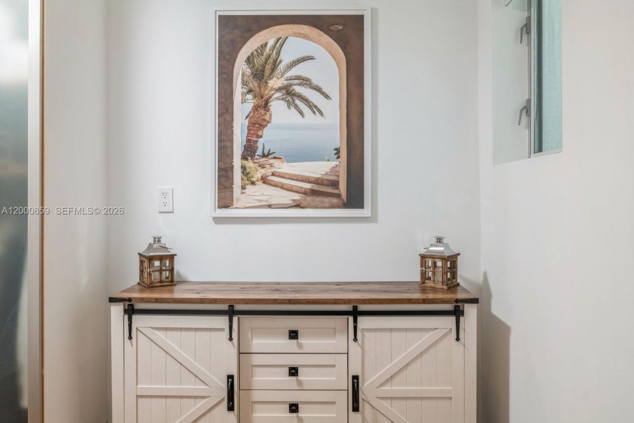 1601 West Ave, Unit 208, Miami Beach, FL 33139 Photo