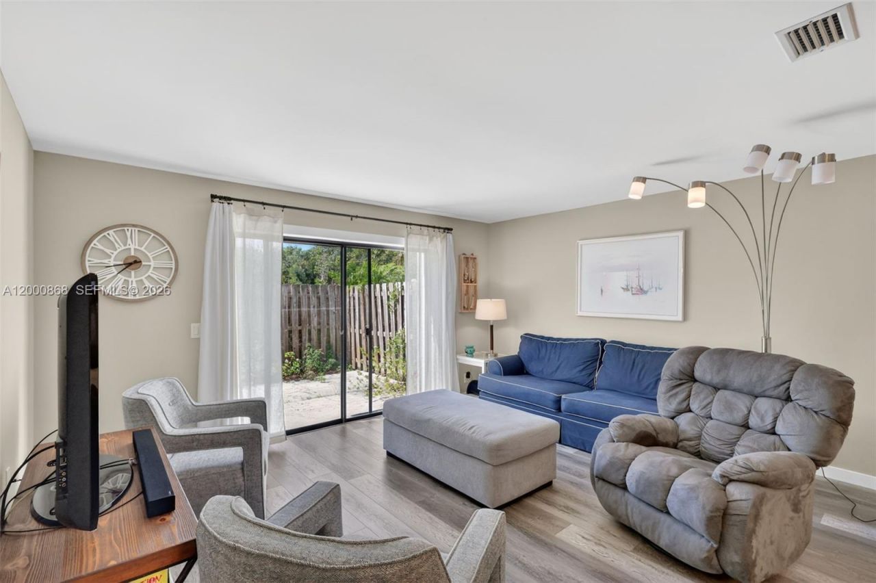 9425 S Ocean Dr, Unit 67, Jensen Beach, FL 34957 Photo